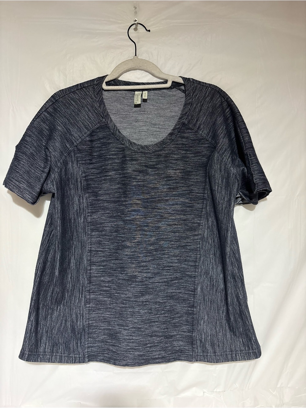 sahalie Heathered Navy Short Sleeve Tee